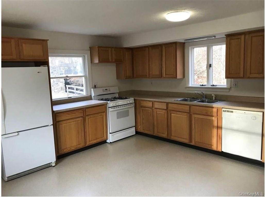 172 County Route 105 - Photo 1