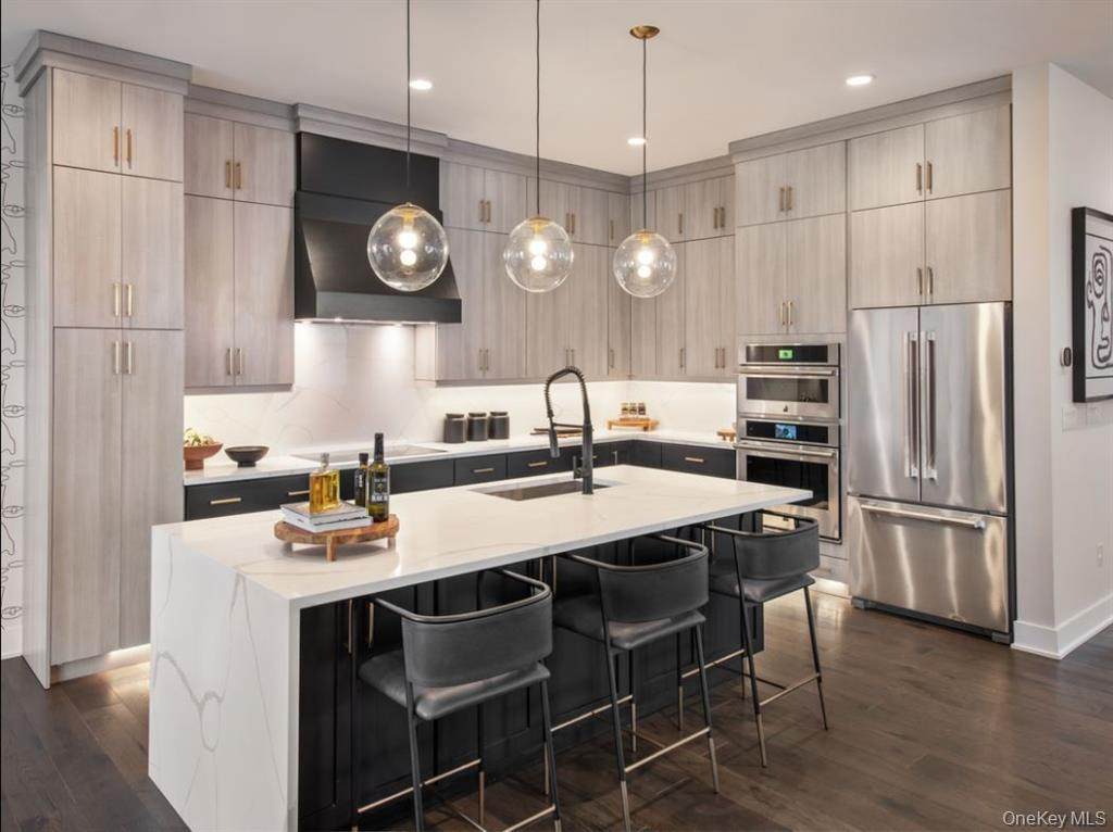 2042 Summit Loop - Photo 1