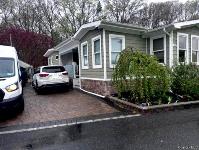 1795 Osborn Avenue - Photo 1