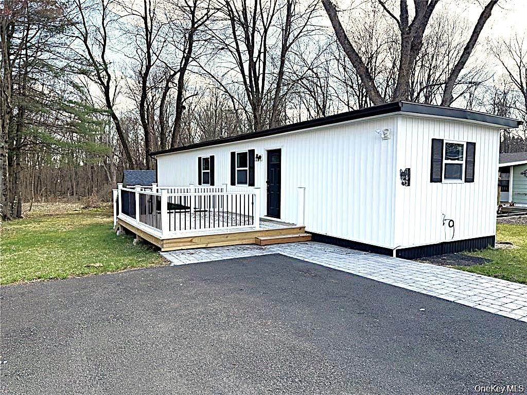 163 Jules Avenue - Photo 1
