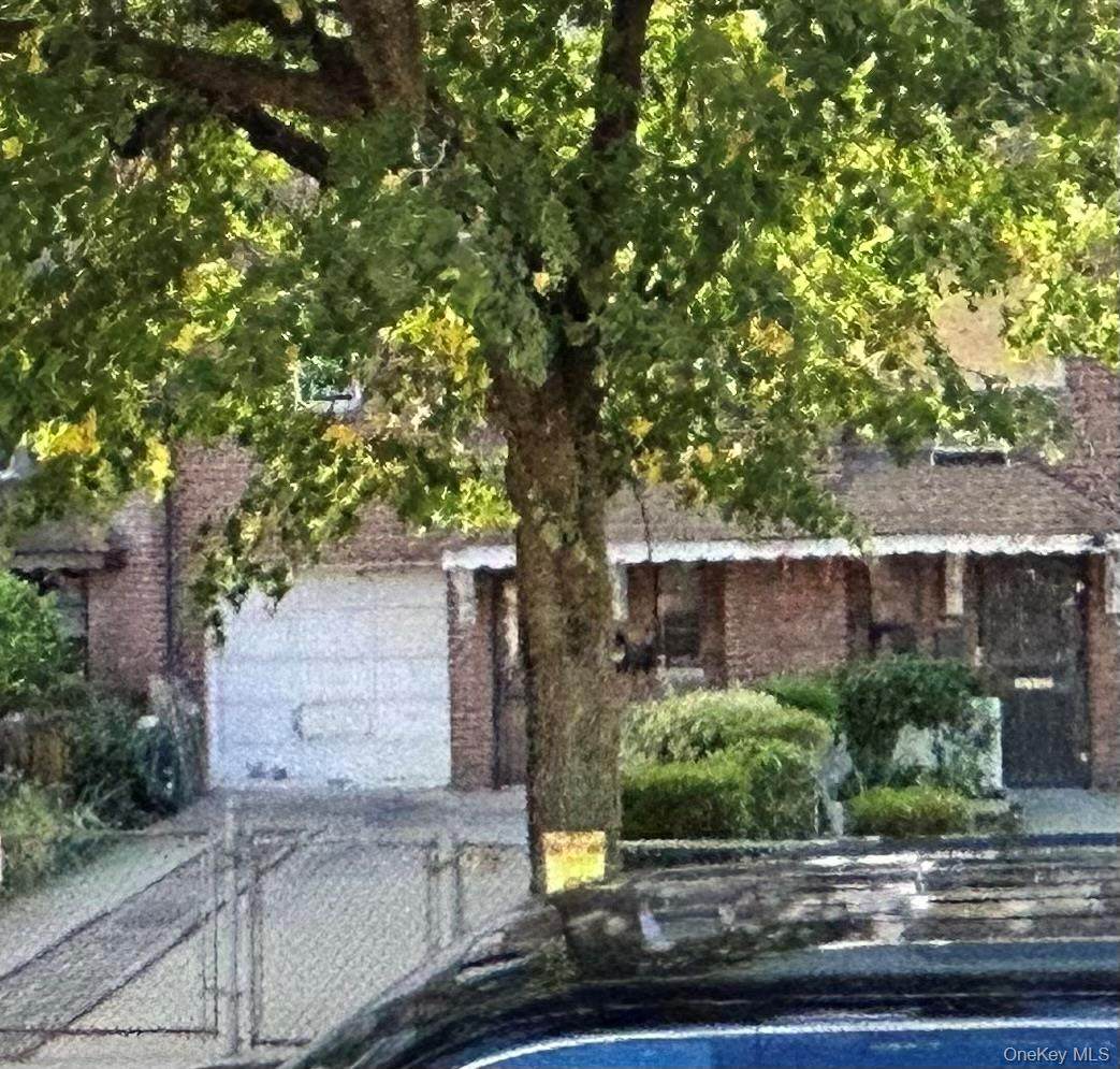 22008 Linden Blvd. - Photo 1