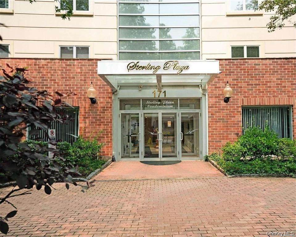 171 Great Neck Road - Photo 1