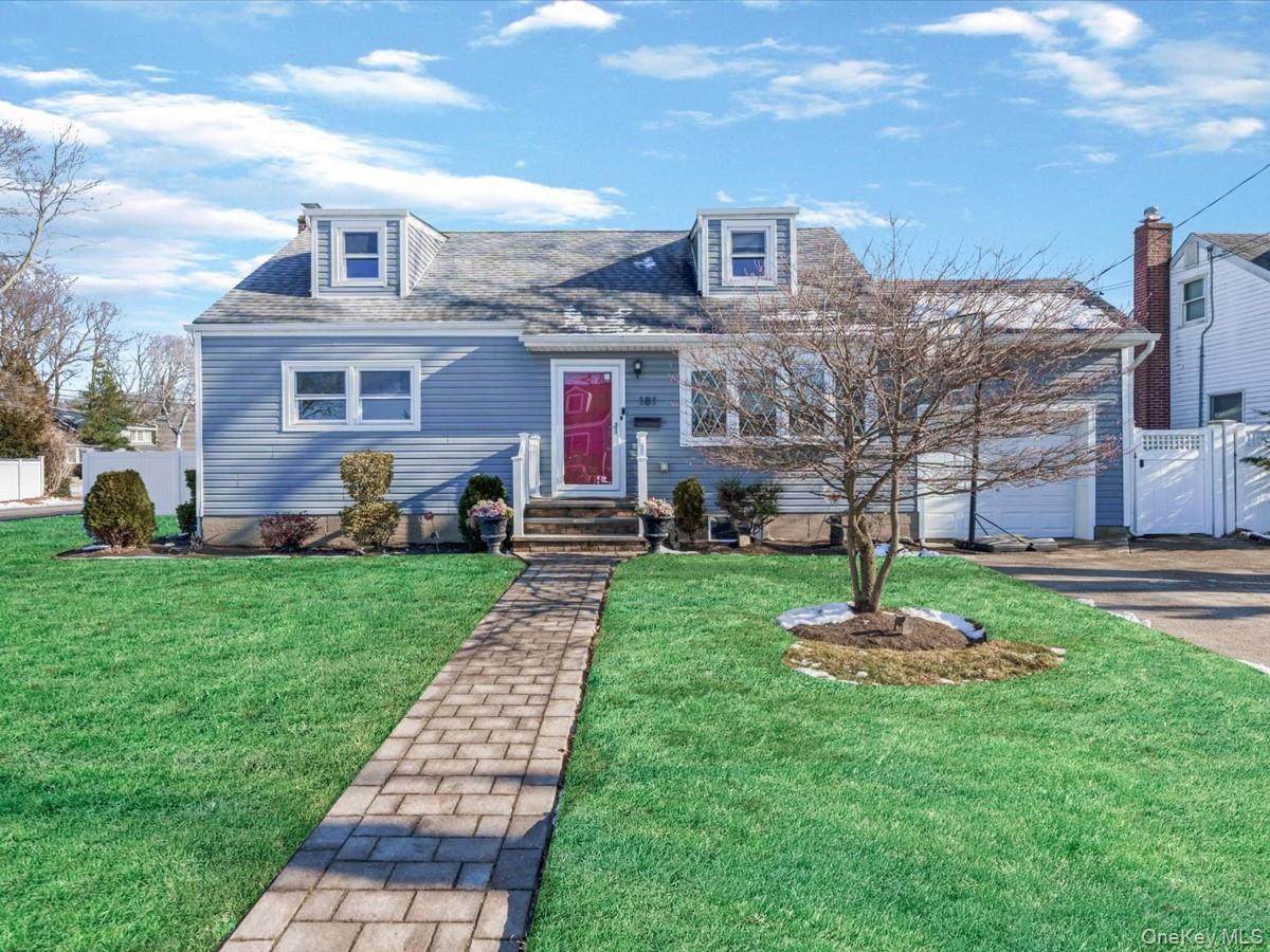 181 Whittier Avenue - Photo 1