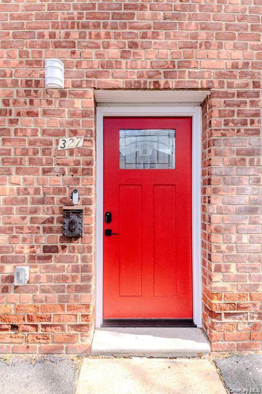 327 Mundy Lane - Photo 1