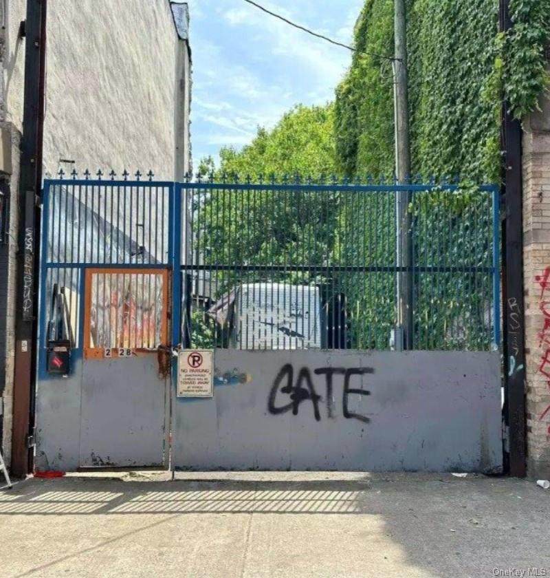 2828 Fulton Street - Photo 1