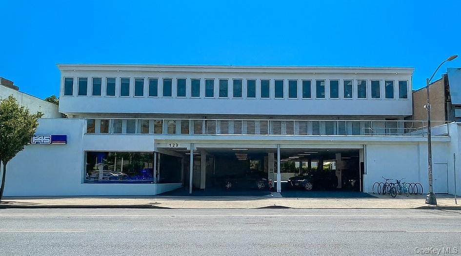 120 Park Avenue - Photo 1