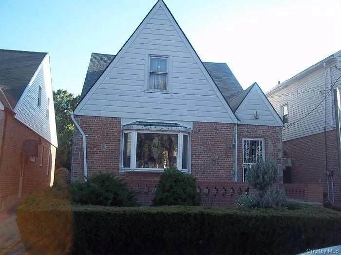 3708 Avenue H - Photo 1