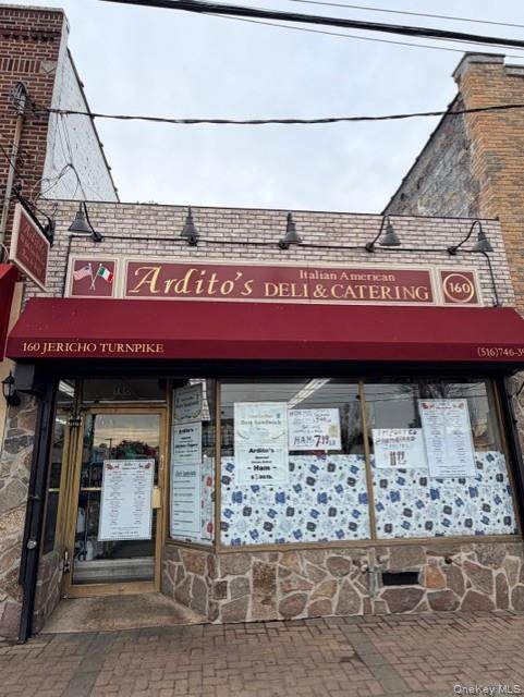 160 Jericho Turnpike - Photo 1