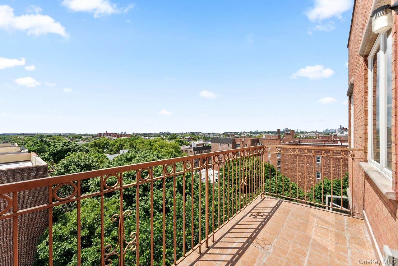 842 Ocean Parkway - Photo 1