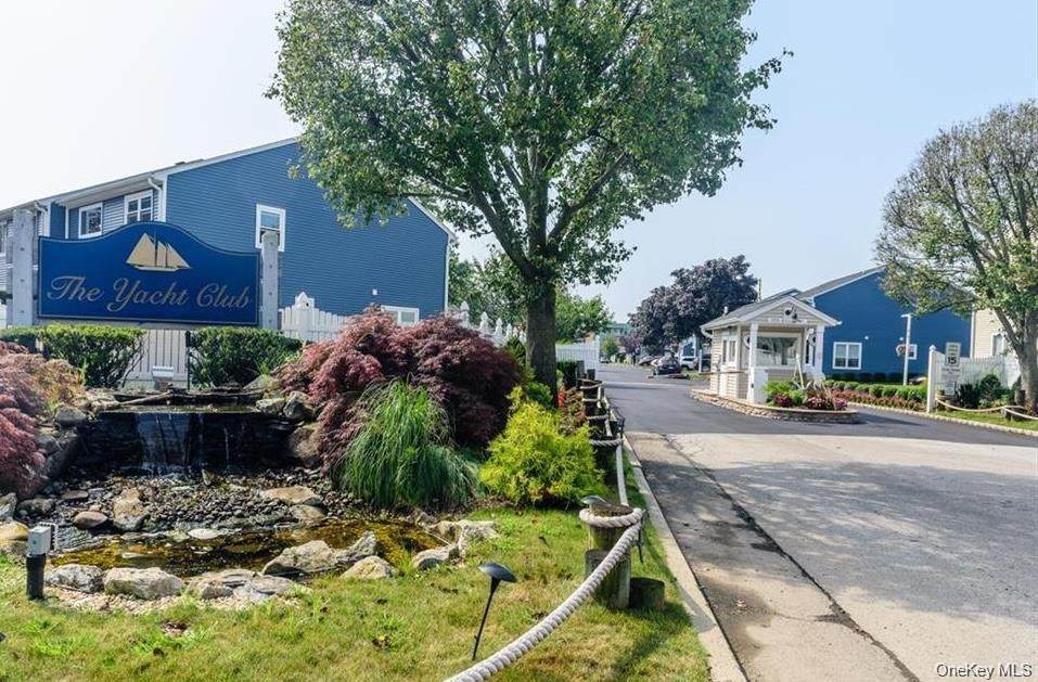 100 Baker Court - Photo 1