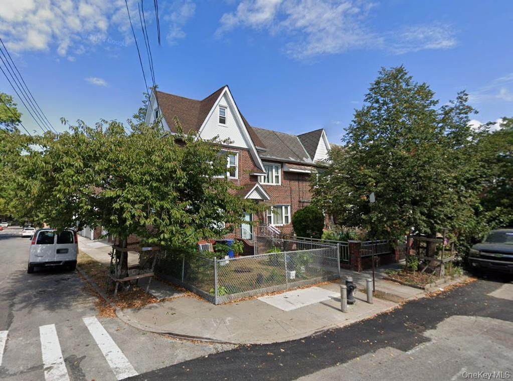 160-01 84th Road - Photo 1