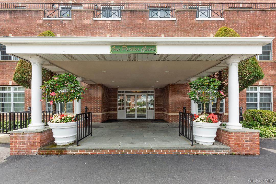 one Portico Ct - Photo 1