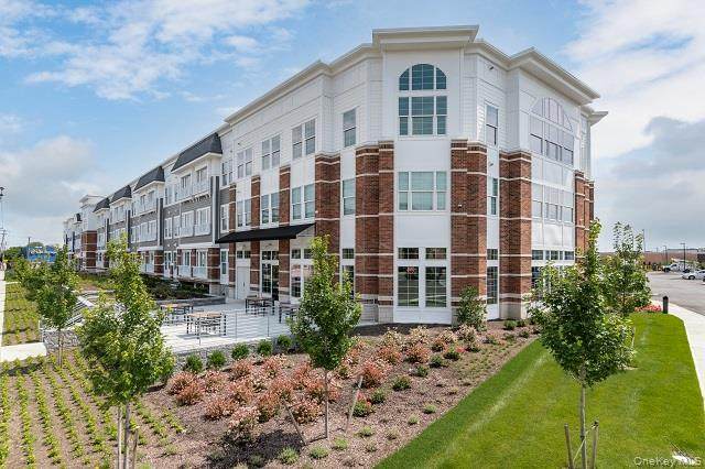 75 Hoffman Avenue - Photo 1