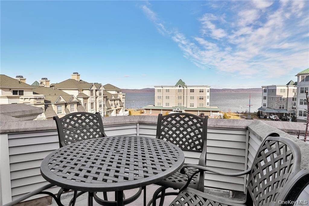 3 Bridge Lane - Photo 1