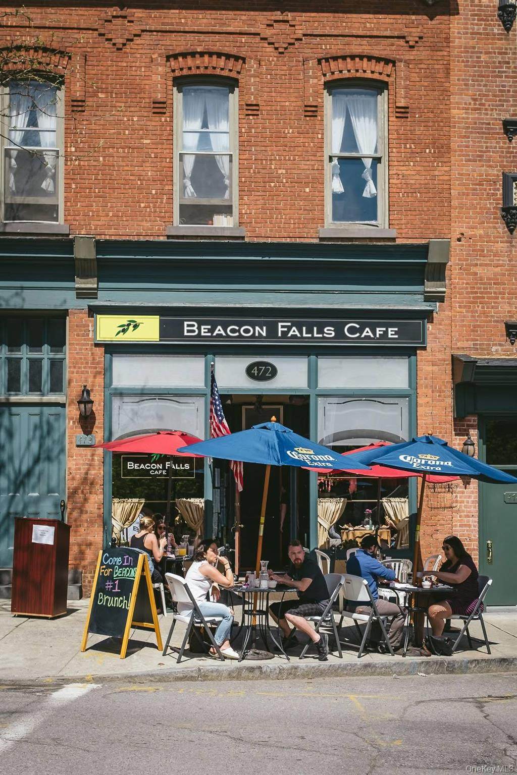 472 Main Street - Photo 1