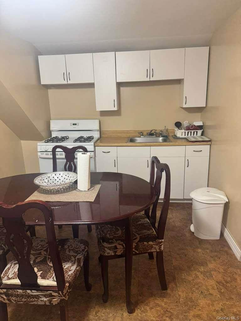 108 Roberta Street - Photo 1