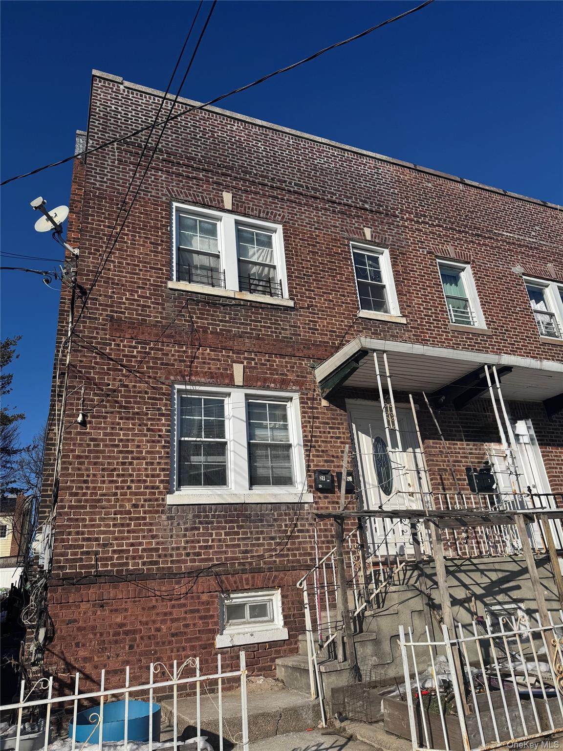 112-25 15th Avenue - Photo 1