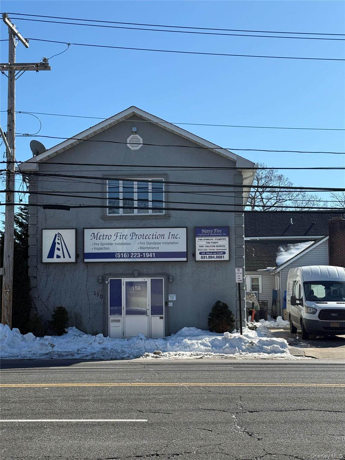 150 Jerusalem Avenue - Photo 1