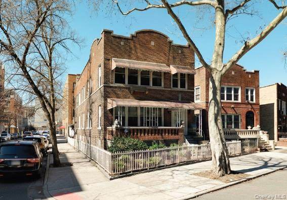 1453 Teller Avenue - Photo 1