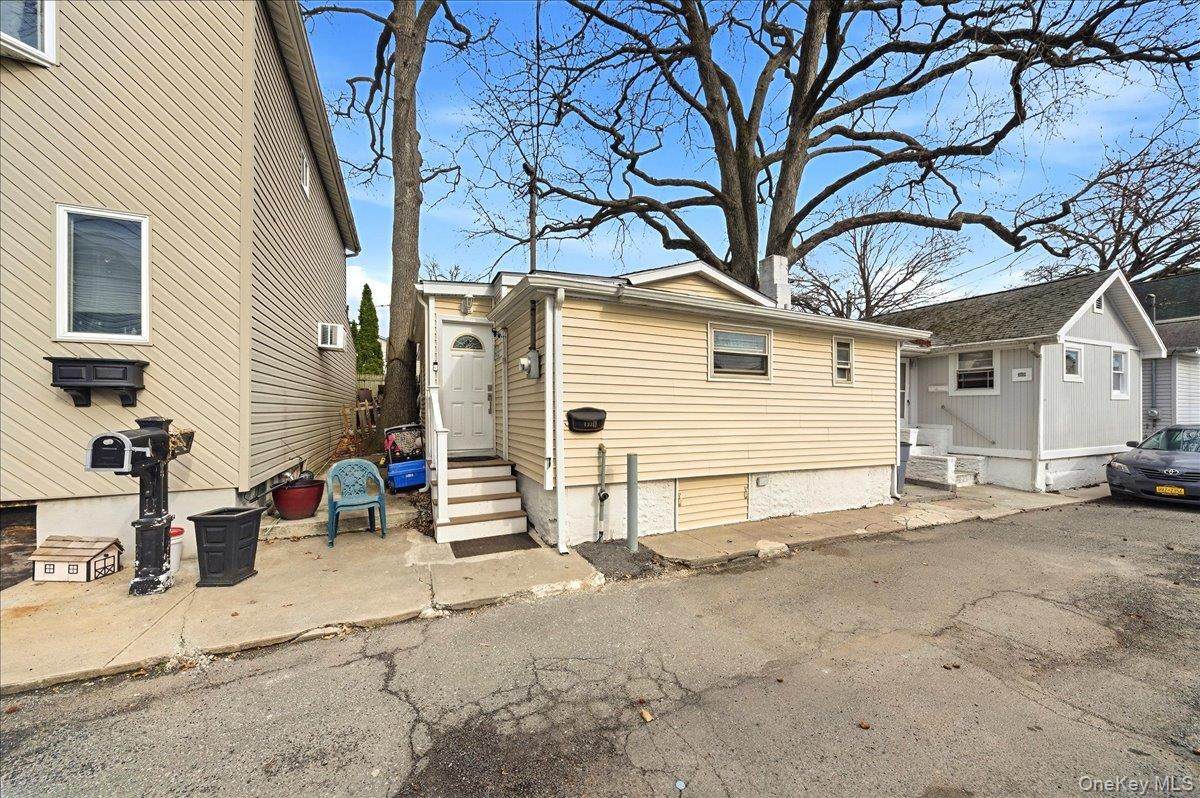 133B Edgewater Park - Photo 1