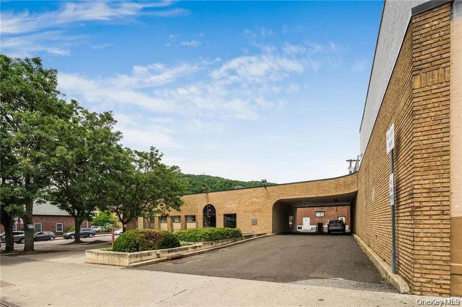 62 Lafayette Avenue - Photo 1