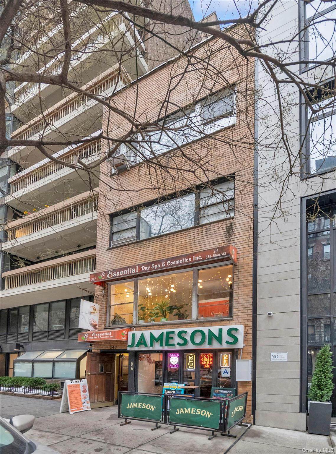 247 50th Street - Photo 1