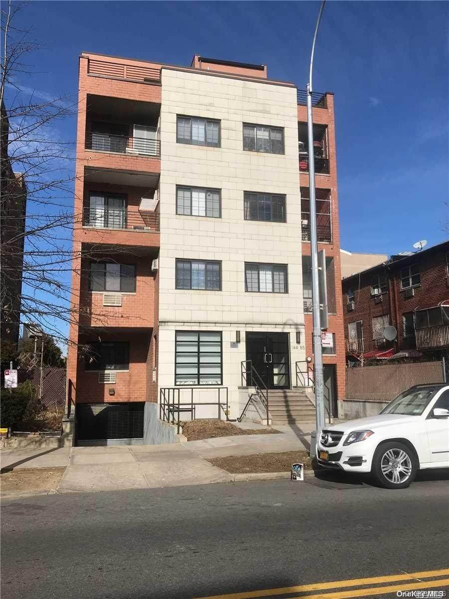 144-85 Roosevelt Avenue - Photo 1