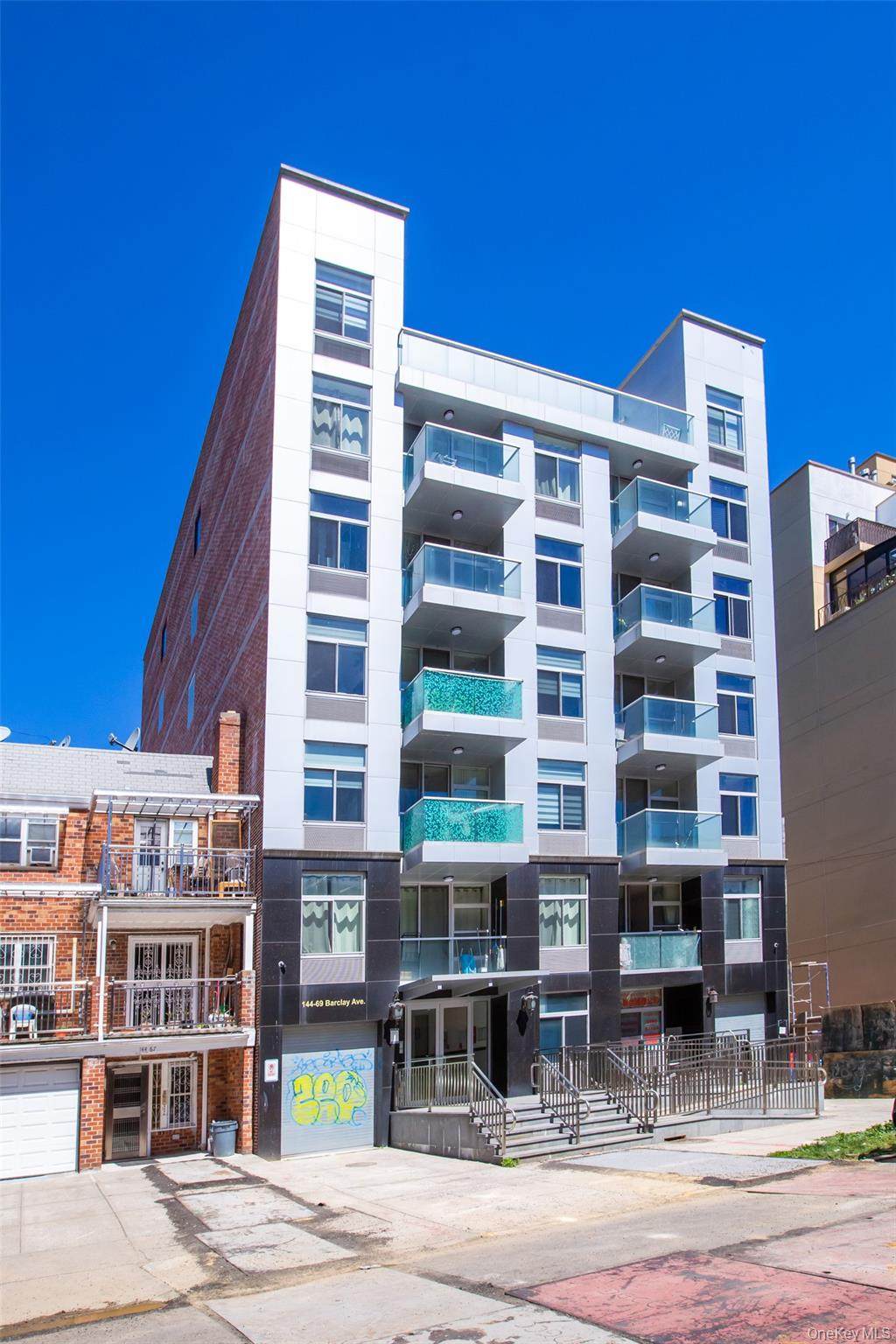 144-69 Barclay Avenue - Photo 1