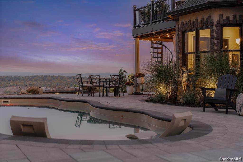 1582 Route 9W - Photo 1