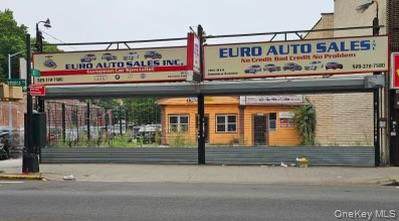 101-01 Jamaica Avenue - Photo 1