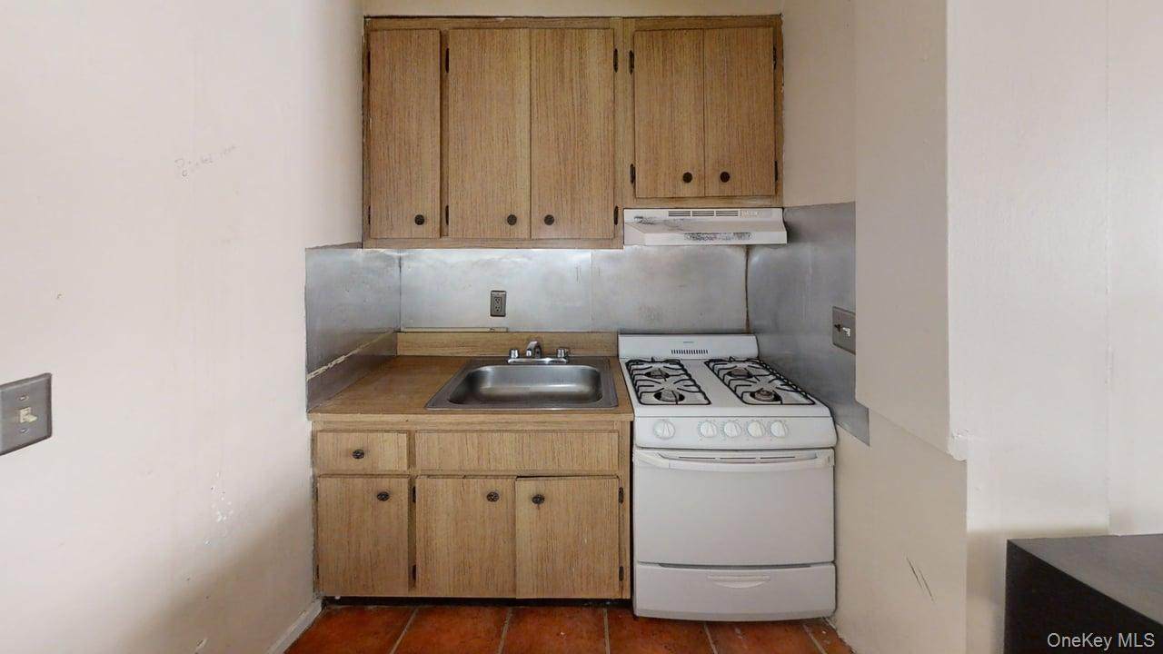30 Fleetwood Avenue - Photo 1