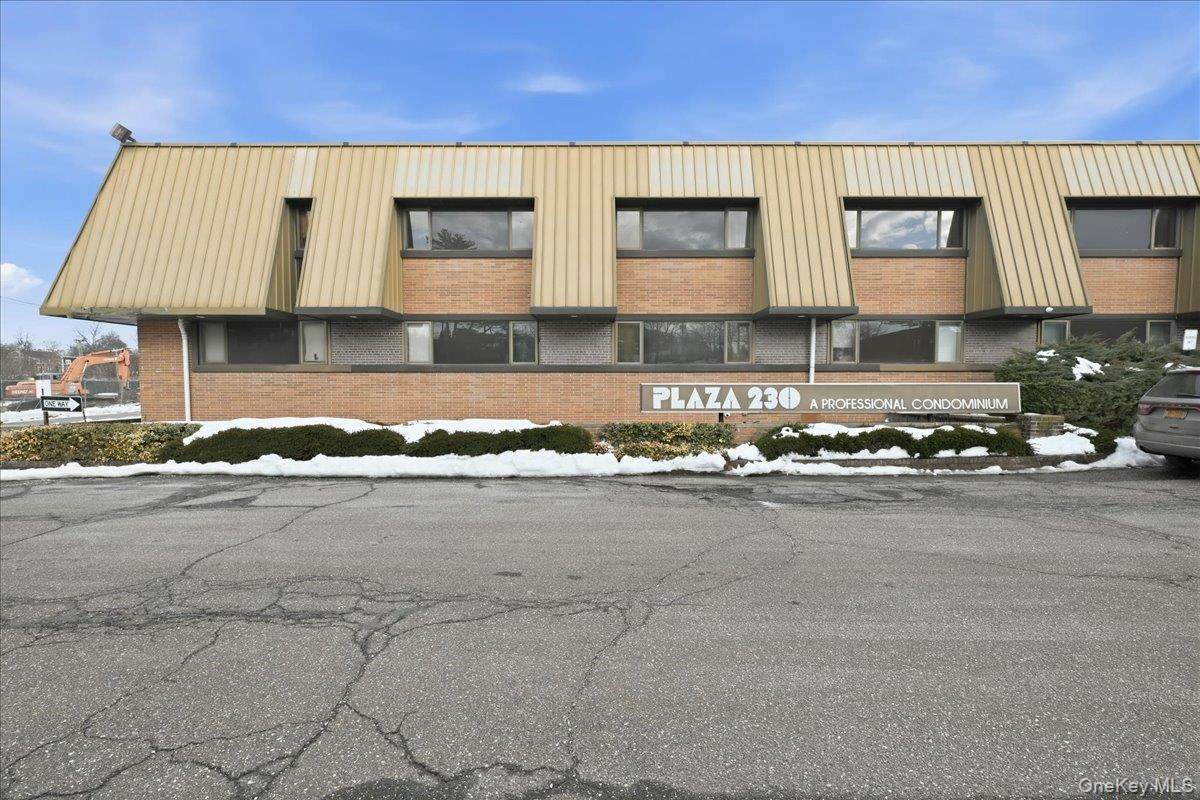 230 Hilton Avenue - Photo 1