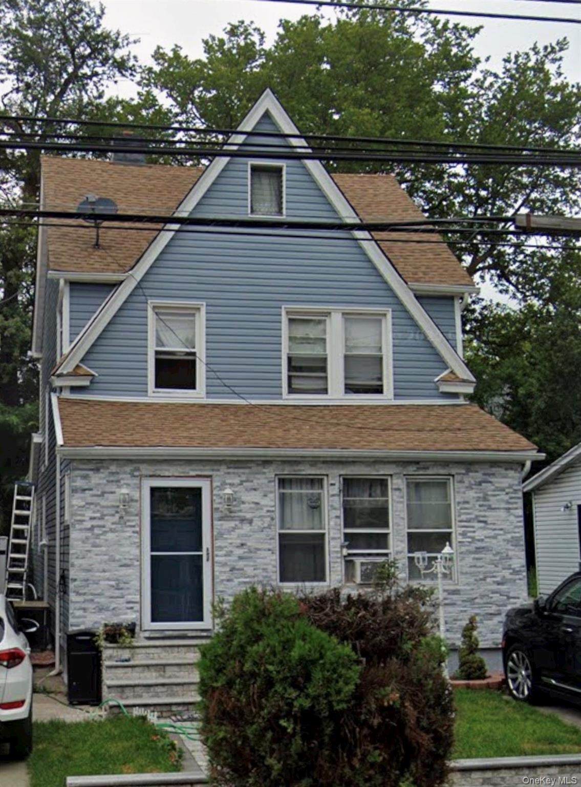 21329 Murdock Avenue - Photo 1