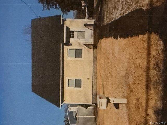 629 Lakeway Drive - Photo 1