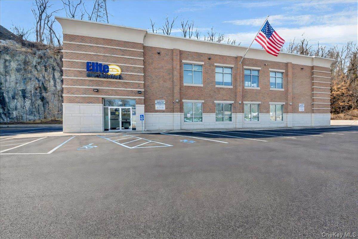 1981 Central Park Avenue - Photo 1