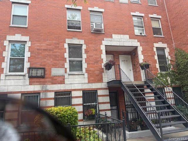 300 138th Street - Photo 1