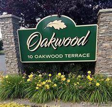 10 Oakwood Terrace - Photo 1