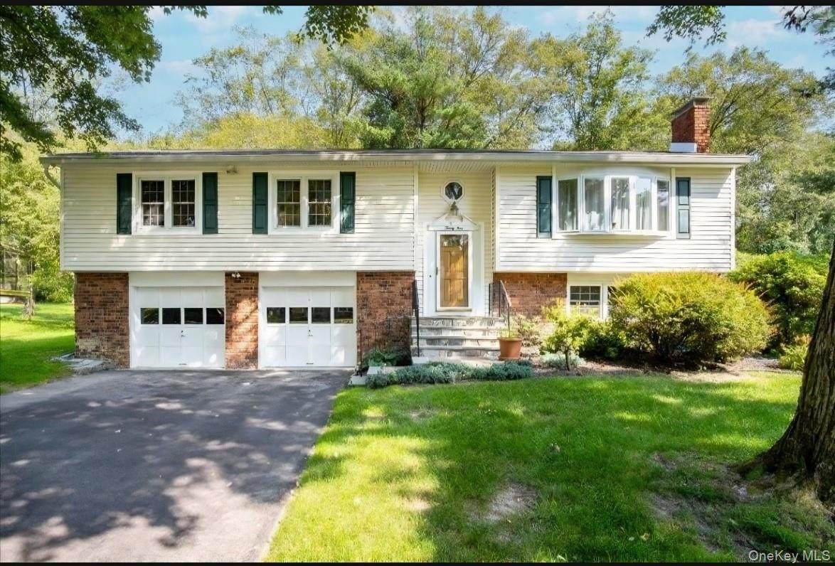 29 Carriage Hill Lane - Photo 1