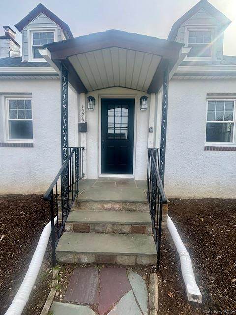 1026 Glen Cove Avenue - Photo 1