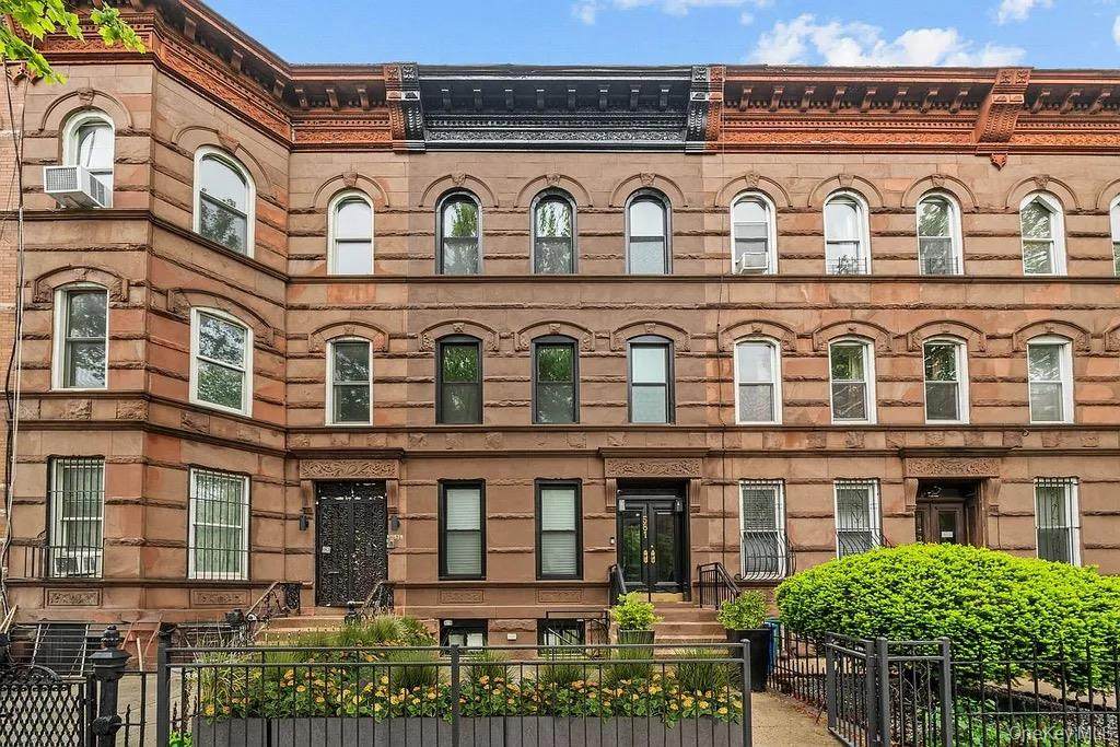 581 Decatur Street - Photo 1