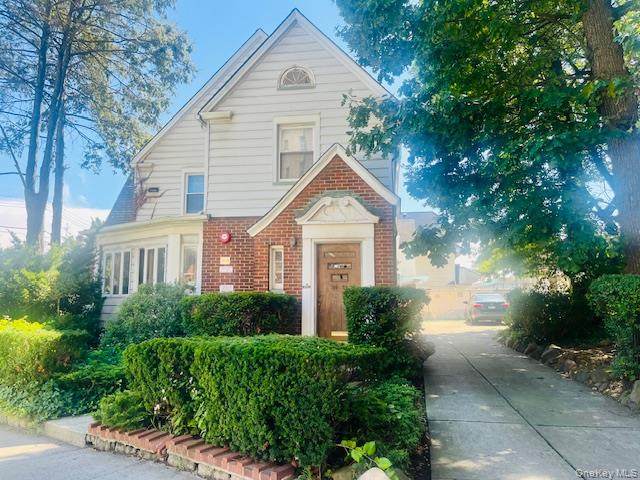 10922 Myrtle Avenue - Photo 1