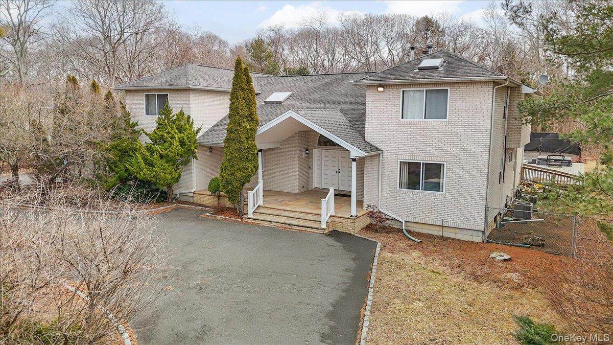 24 Wisteria Drive - Photo 1