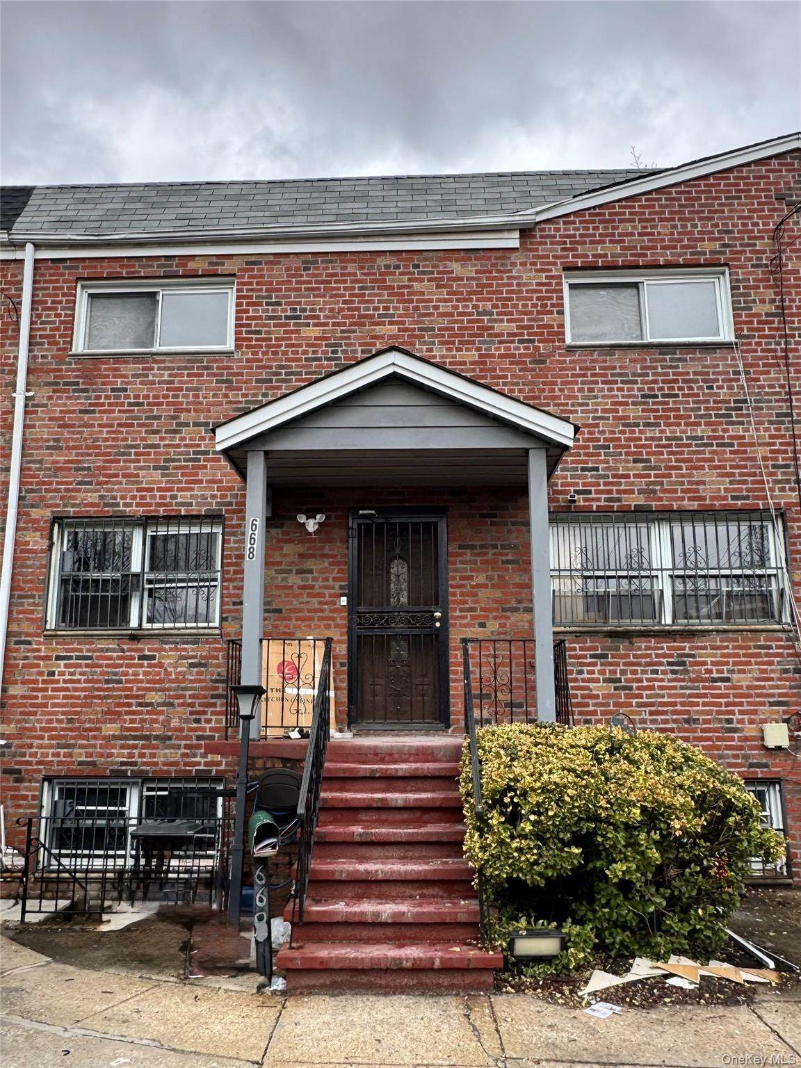 668 Van Siclen Avenue - Photo 1