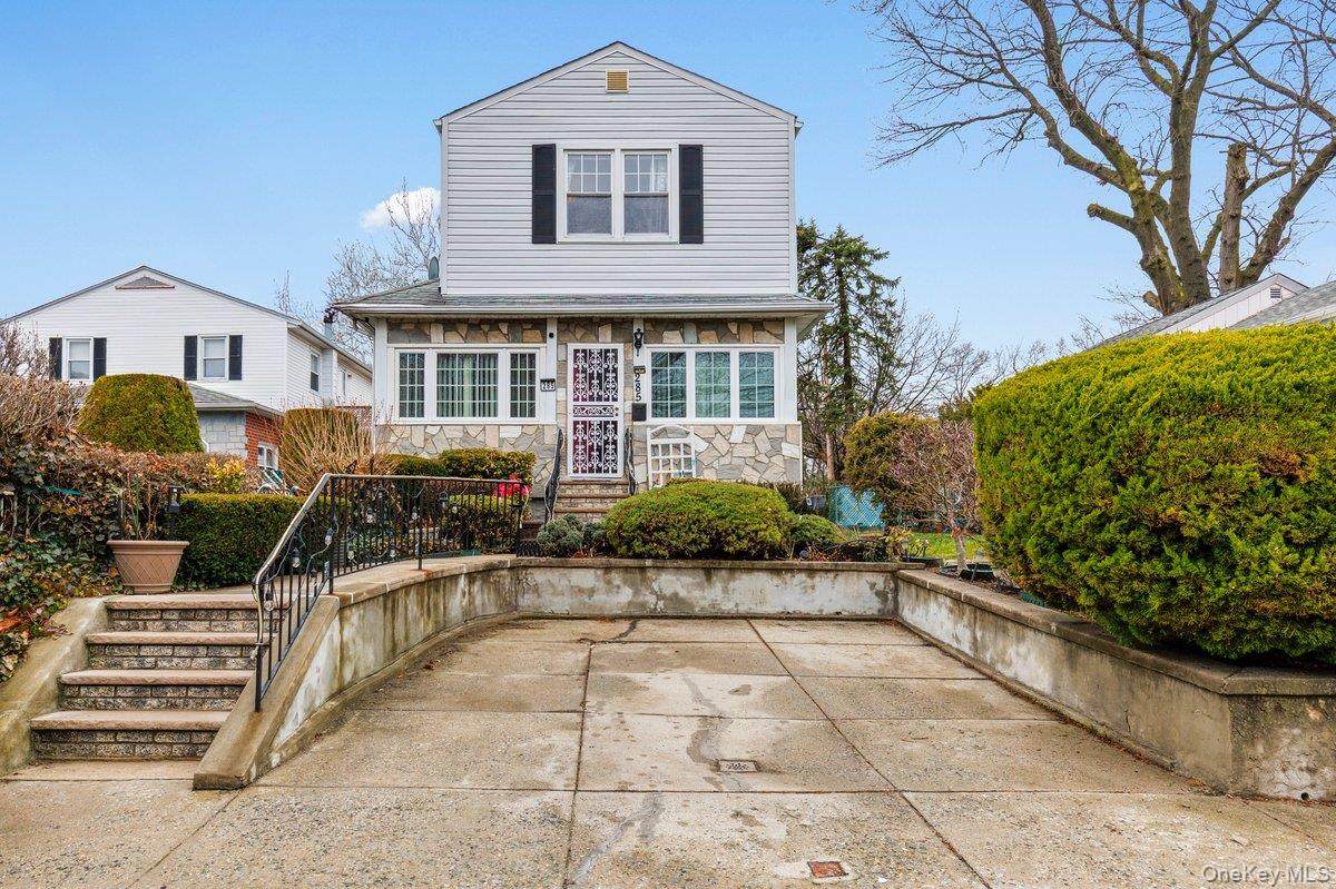 285 First Street - Photo 1
