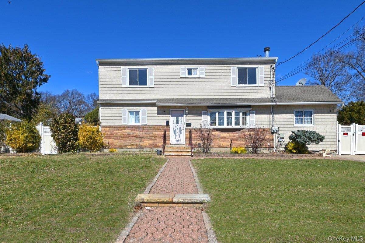 313 Warren Street - Photo 1