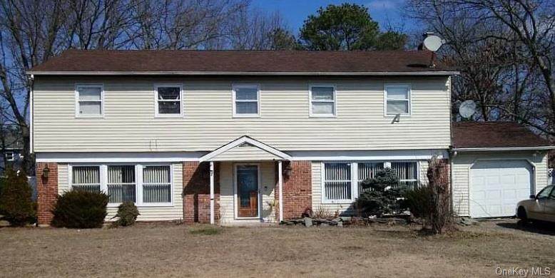 7 Groton Lane - Photo 1