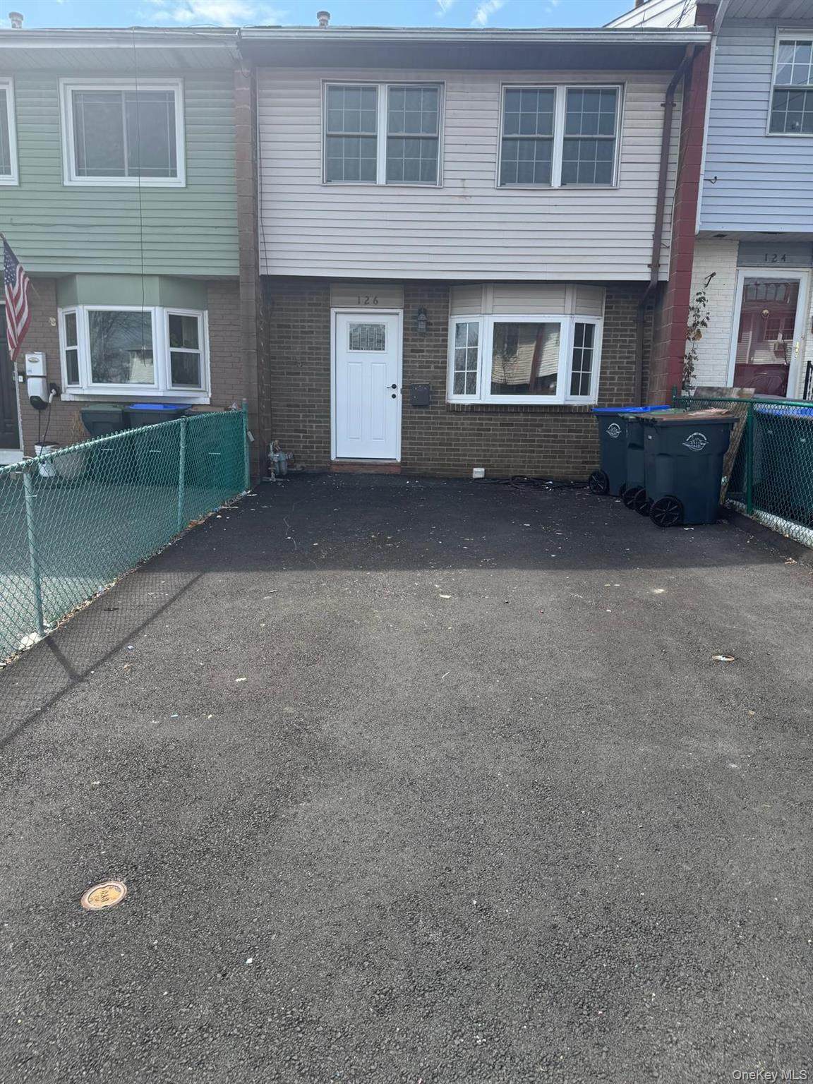 126 Roosevelt Drive - Photo 1