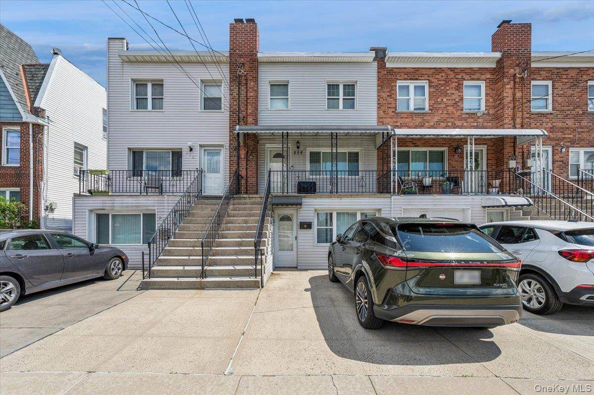 228 Calhoun Avenue - Photo 1
