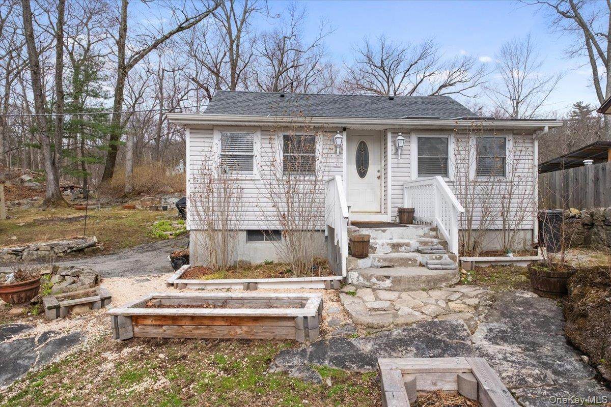 45 Laurel Road - Photo 1