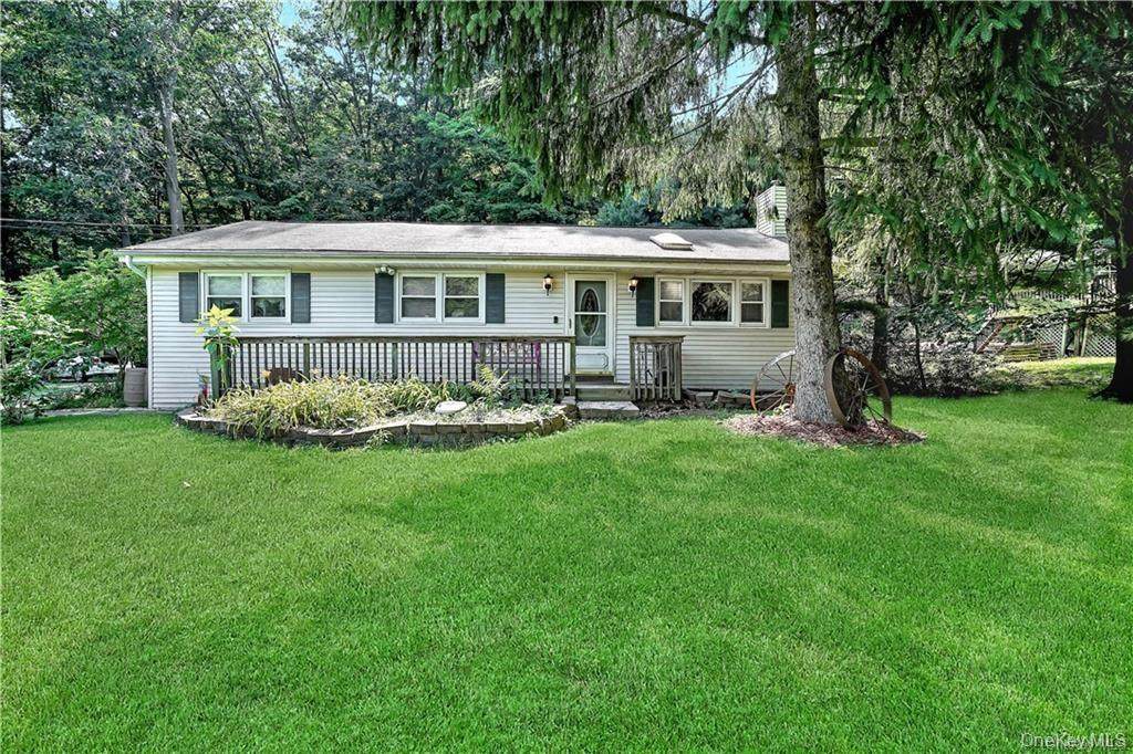 35 Peddler Hill Road - Photo 1